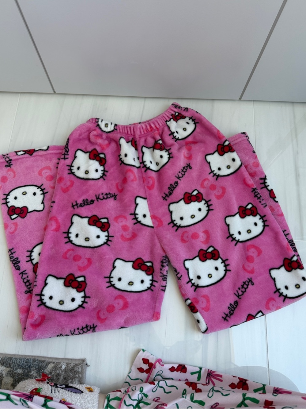 Hello Kitty Hot Pink Fleece Pajama Bottoms for Women